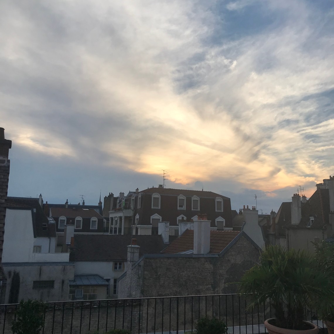 WmyaHb6cTW+rDAXU0ZokwA